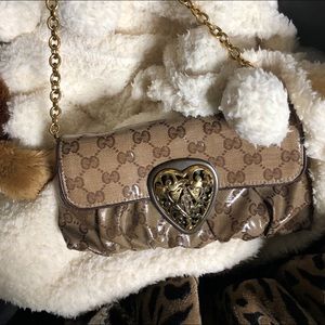 Cute handbag for cheap